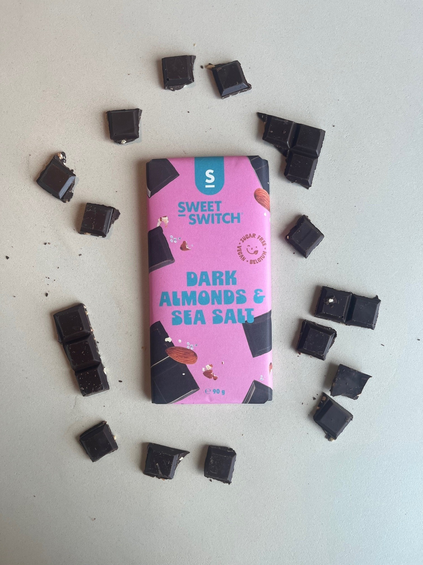 Pure Chocolade met Amandelen & Zeezout 100 g